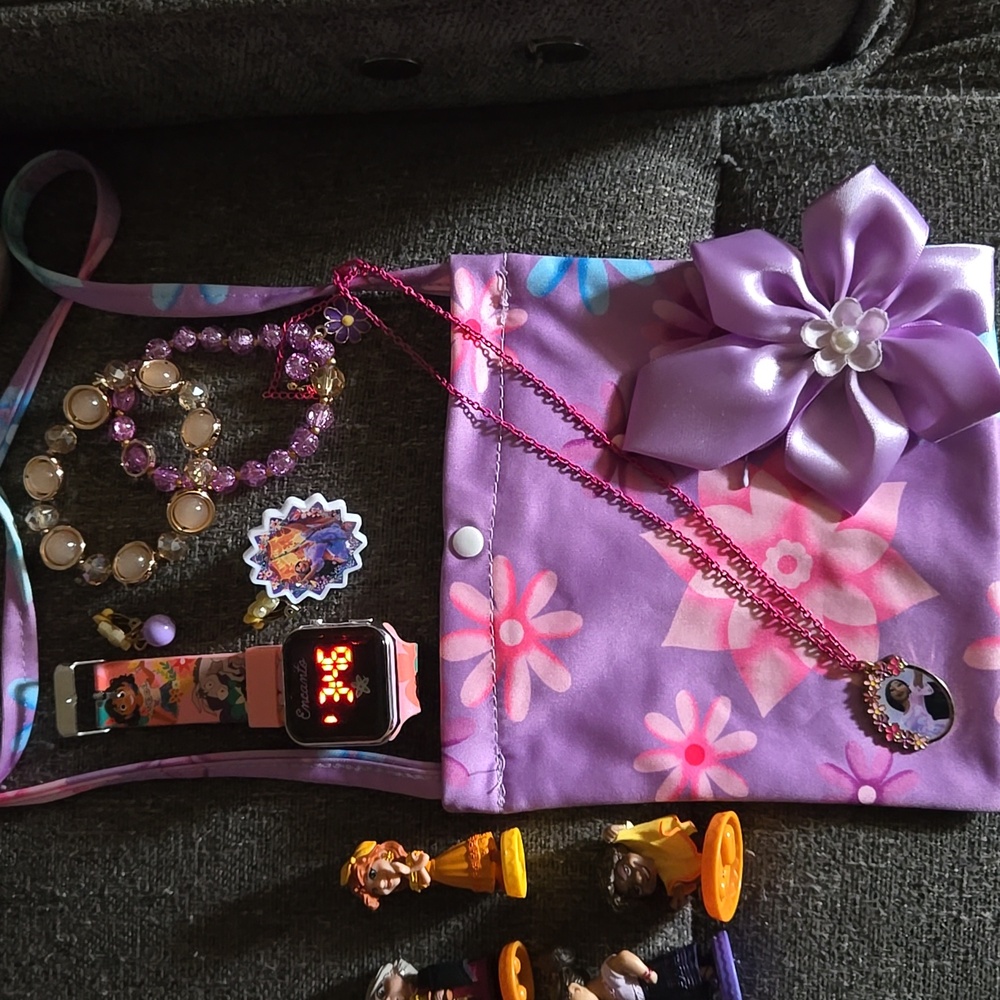 Encanto Bundle - Picture 6 of 11